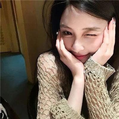 克劳德雷路许之偶然与谎言海报